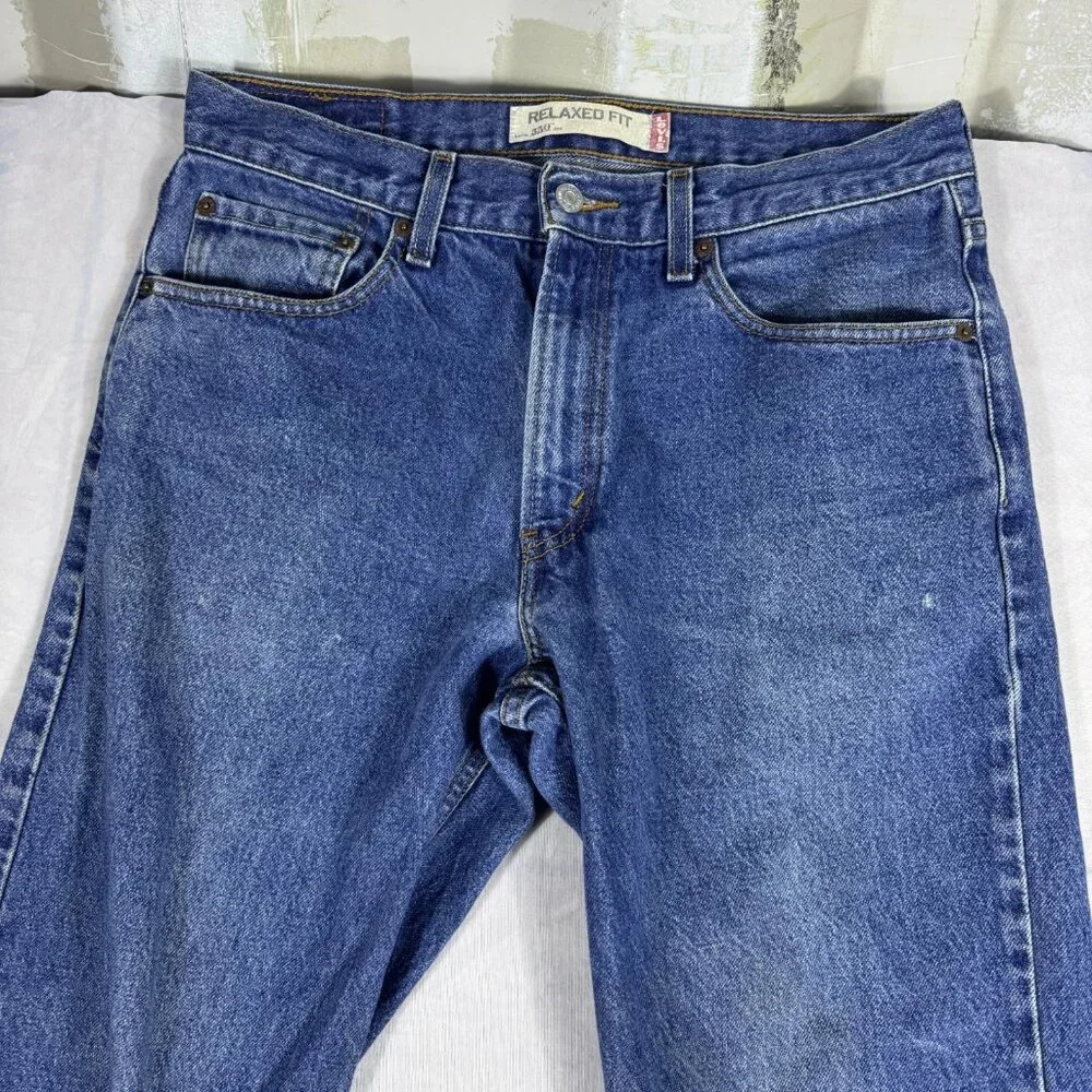 Levis levi 550
